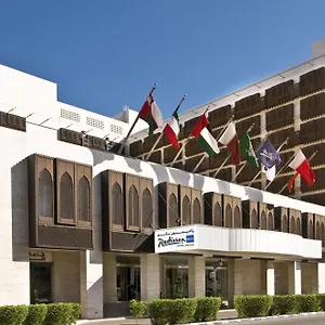 Hotel Radisson Blu Hotel, ****